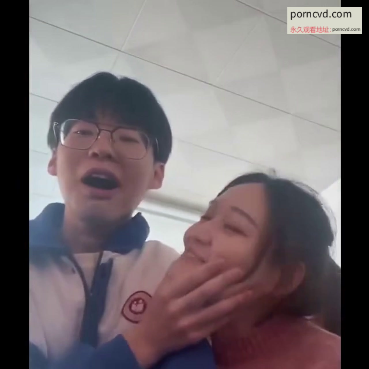 自拍外流 師生戀搞上大奶鋼琴老師