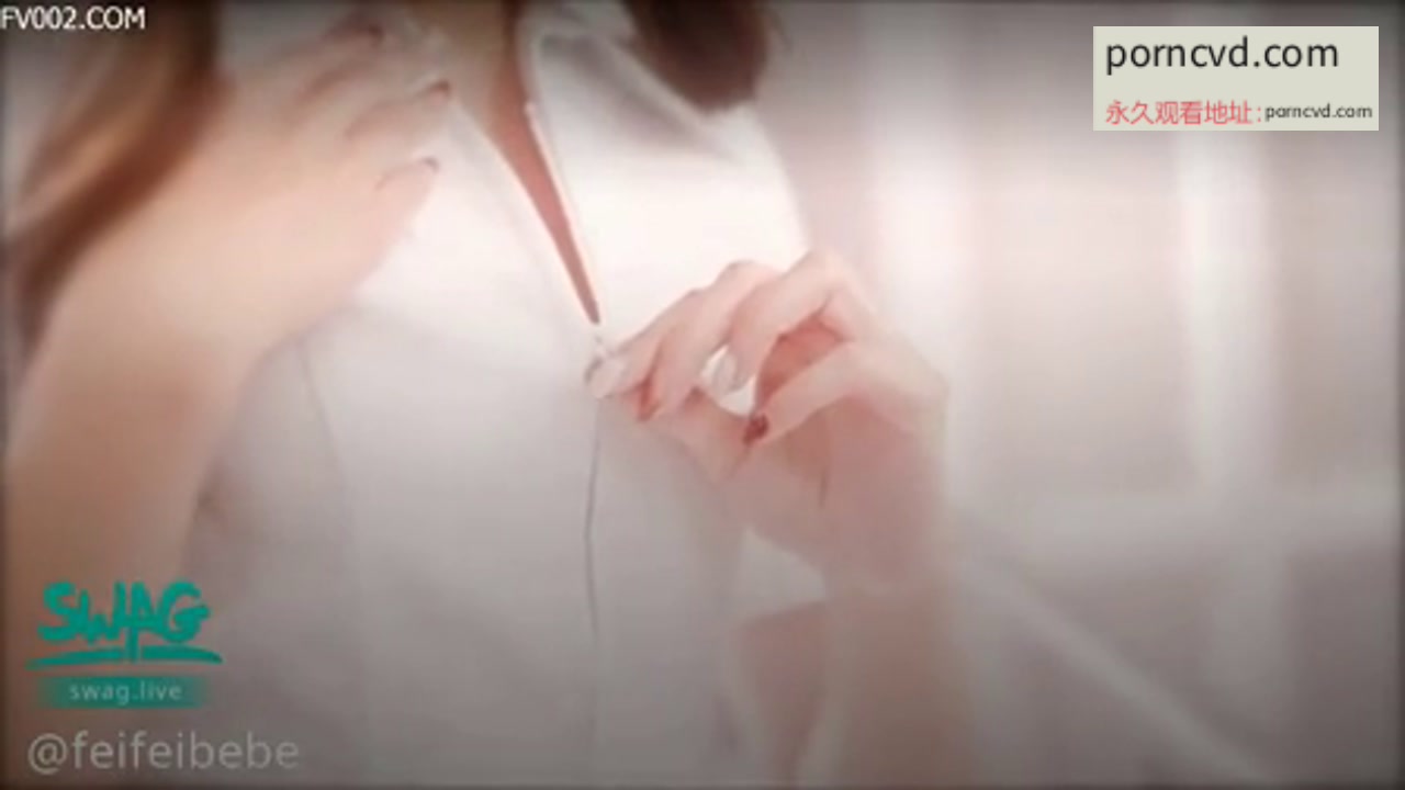可愛小護士被好色病人挑逗後入