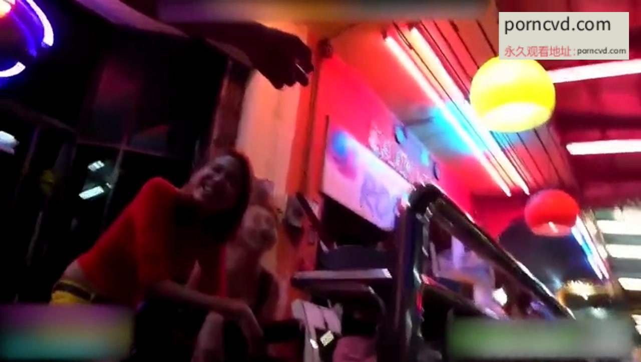 超級可愛的泰國美女，小穴很緊插出白漿
