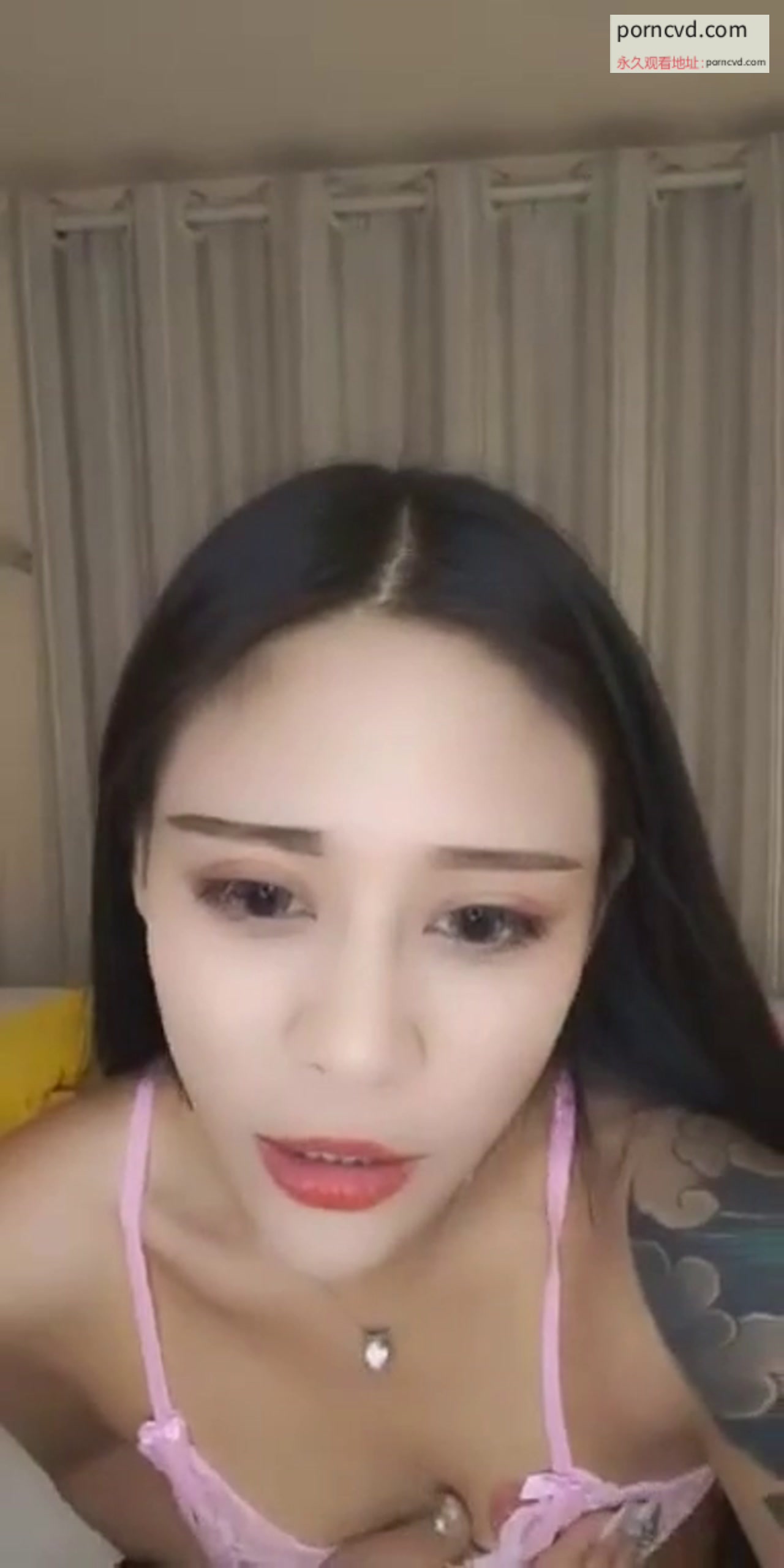 比男人還主動的渣女快把男人榨乾了,一天被幹好幾次主動舔雞巴