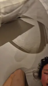 簡直是太騷了！ 沒操幾下都給他叫射了