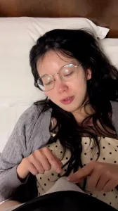 北京再戰反差眼睛母狗，調教好了同城快遞可約艹！