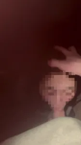 [原創] 已婚偷情少婦樓梯間吃雞巴