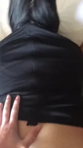 偷情剛來的人妻女同事 無套內射 水真多