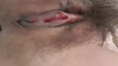 女友被內射後拍影片挑釁我