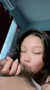 大奶縮略牛子吞精