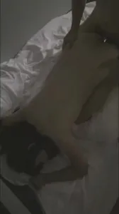 這個單男把老婆操爽了
