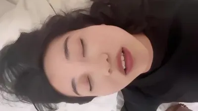 你老公操你爽還是我操你爽