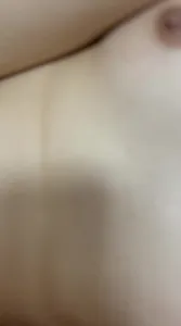 少婦，經期性慾倍增，無套騎乘血染陽具，口交顏射