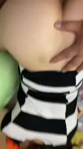 舔完再插，老婆喜歡後入。找個廣州的單男或者夫妻一起玩