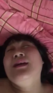 真實露臉 這麼騷的表情 阿姨說要高潮了