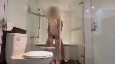 高顏值反差尤物喜歡在浴室啪啪
