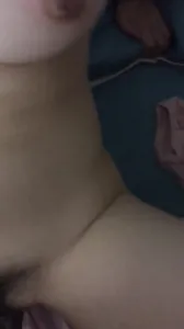 約個少婦，直接操出白漿，爽到她都不想我撥出來