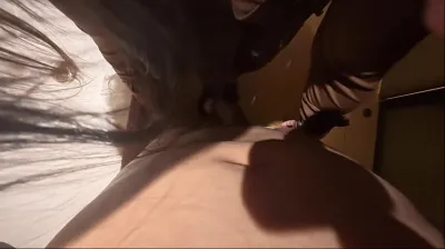 好久沒見，進屋之後直接洗好跪著吃