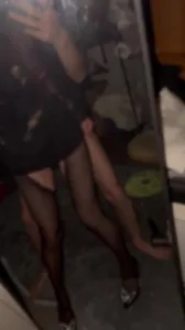 對鏡後入高顏值長腿母狗