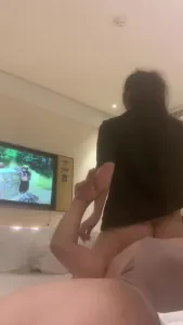 坐在他臉上被舔逼，爽死我了