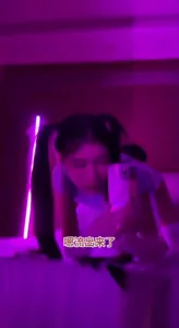 雙馬尾騷穴必須內射，懷孕了當轉運珠送人，再開發多人無套，再好的逼別人