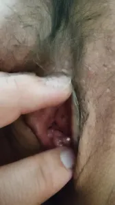 [原創] 人妻的騷逼我扒開給你們看看， 可惜我已經射不出來了