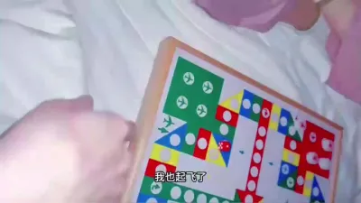 都是人 偷摸的