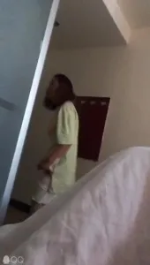 留守少婦出軌偷情 送了娃迫不及待的找我