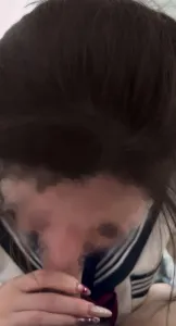[原創] 現在的學生妹真的開放  打王者認識不久就叫出來睡  才上高二口活就