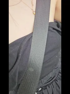 開車露出