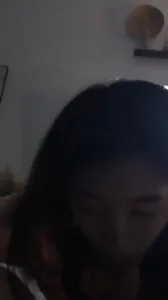 剛調教不久的小母狗玩會外