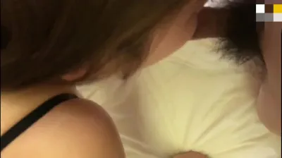 各種姿勢草短髮騷妹。真配合啊