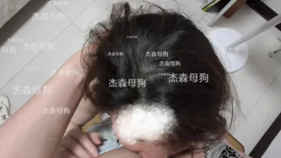 出軌母狗偷感下的口活高潮
