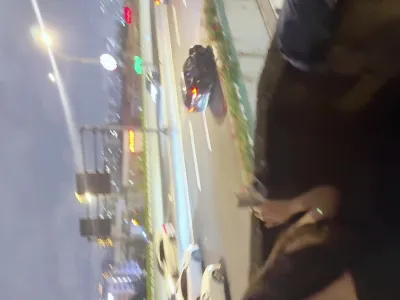 [原創] 杭州08嫩妹，戶外露出做愛，正對高架人來人往刺激