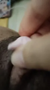 給自己的BB爽一下
