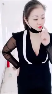 熟女樓道勾引大爺操逼1