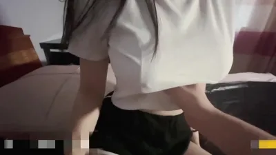 身材超好的巨乳，女上內射