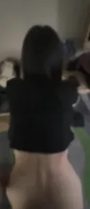 很騷的少婦人妻，非要開啟門做