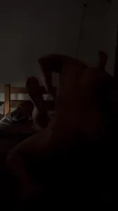 自拍  激情男喘無套內射騷逼妹太爽了