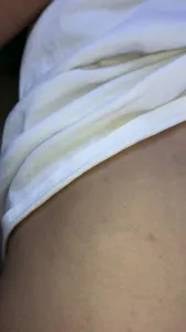 東莞少婦戶外車震露臉