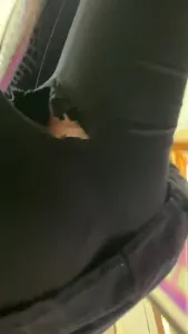 商場人前露騷屄3