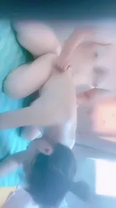 出軌人妻老公剛走後入高潮