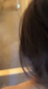 原創酒店開門露出長腿女大母狗完整版