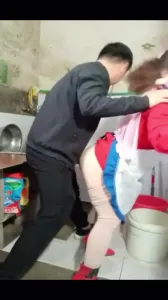 廚房裡操乾媽2