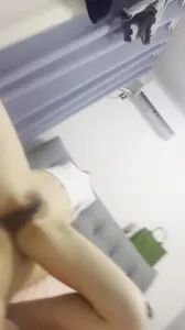 騷貨女友自己動起來了