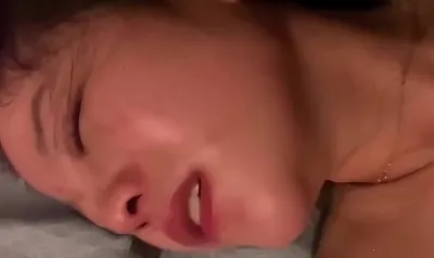 約炮已婚大奶熟女，露臉做愛，出軌成癮的少婦，今年你是第六個操我的男人