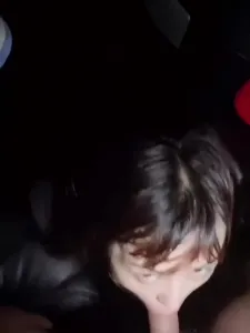 地下車庫車內口爆