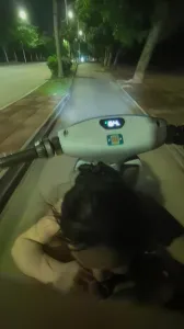 大街上邊騎車邊口吃我大雞巴