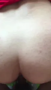 熟女大屁股阿姨 婚紗照下後入刺激