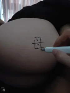 無套爆操騷逼母狗