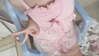 異地網調小母狗自慰  全套可出