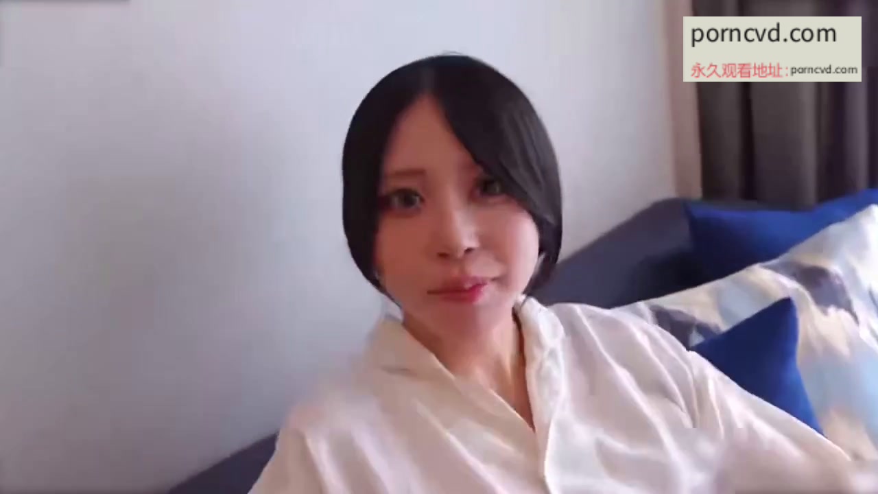 JAV外流 與女友沖繩旅行 飯店自拍後被幹到強烈高潮