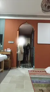 按摩技師勾引老闆，大雞巴捅穿老騷逼