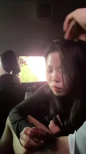 車震大學生！現在的大學生都喜歡社會小哥嗎，刺激
